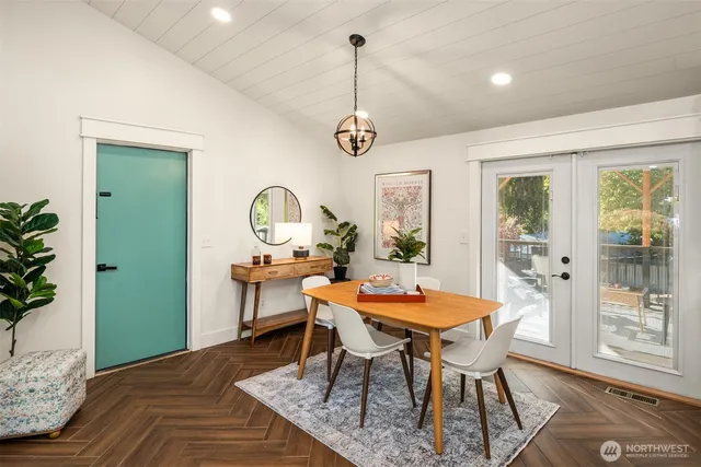 $829,000 | 20529 103rd Avenue Southeast, Kent, WA 98031