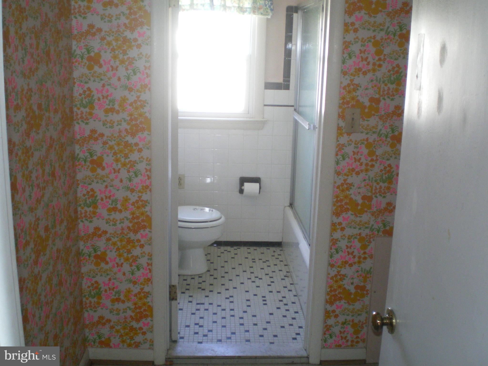 3626 Langrehr Road Baltimore, MD 21244 - Photo 14 of 16 Bath