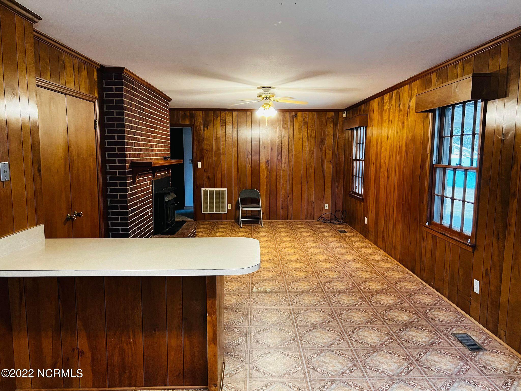 1051 Sandhill Road Rockingham, NC 28379 - Photo 12 of 14 275700356_374221061225297_39612529719442