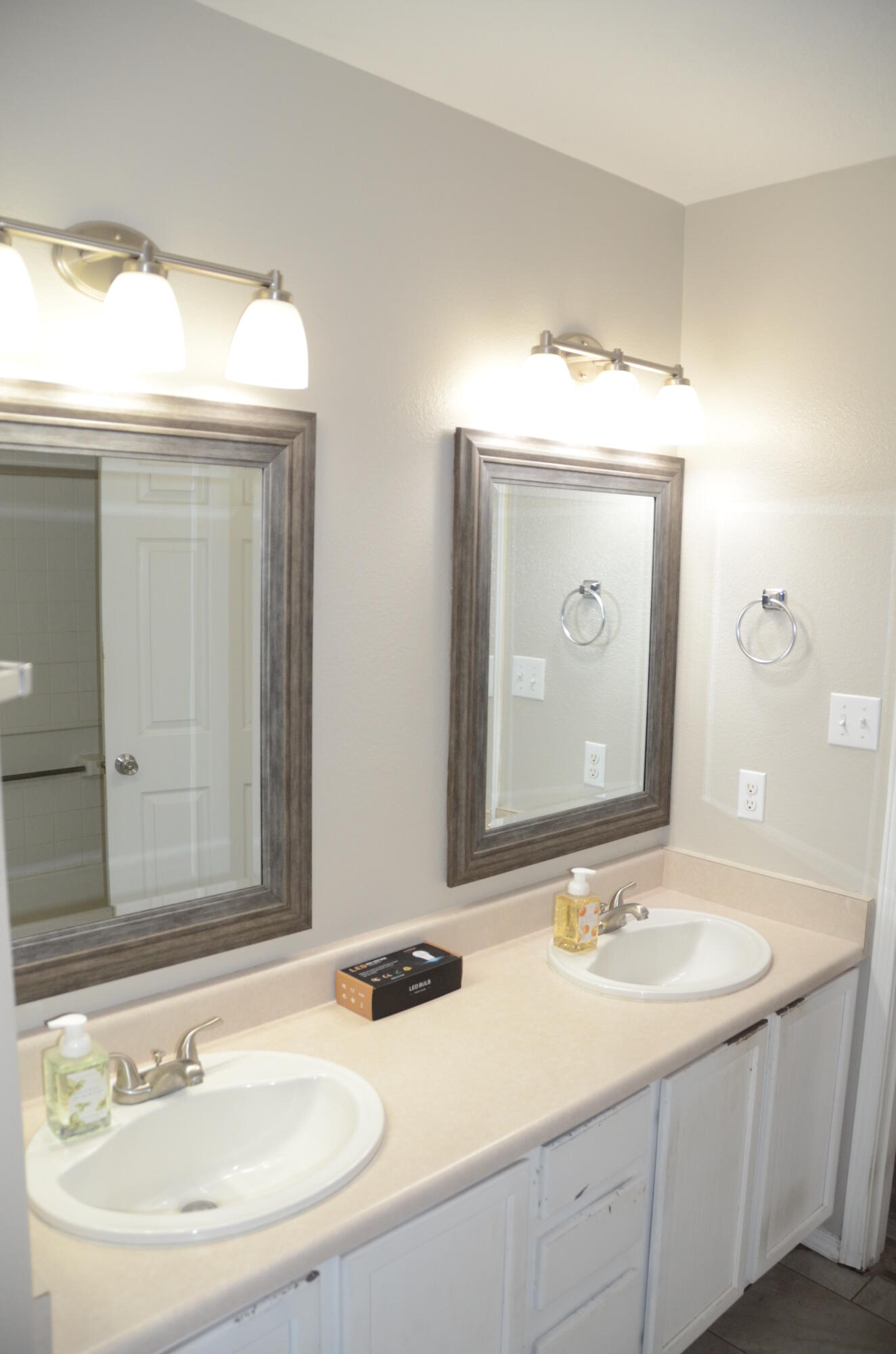 937 Marlow Meadows Drive Rio Rancho, NM 87144 - Photo 16 of 32 Gallery Image 16