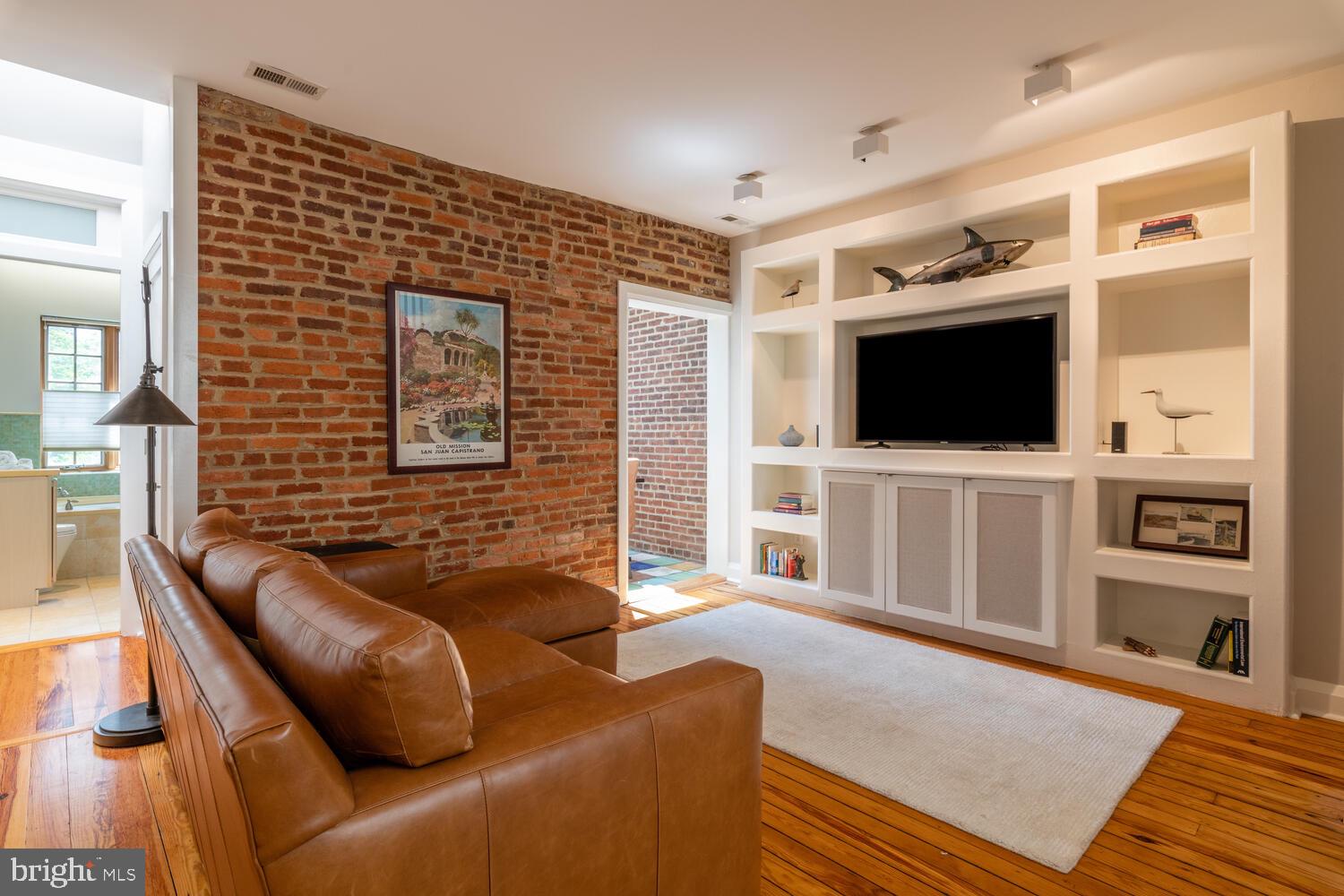 1245 Independence Avenue Southeast Washington, DC 20003 - Photo 22 of 41