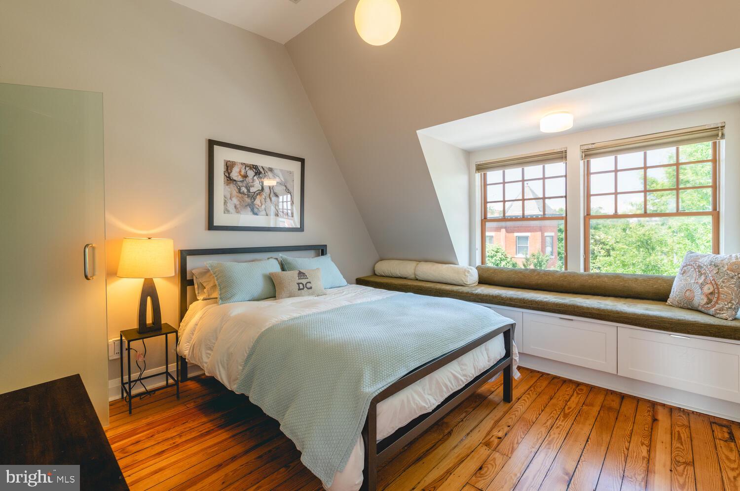 1245 Independence Avenue Southeast Washington, DC 20003 - Photo 29 of 41