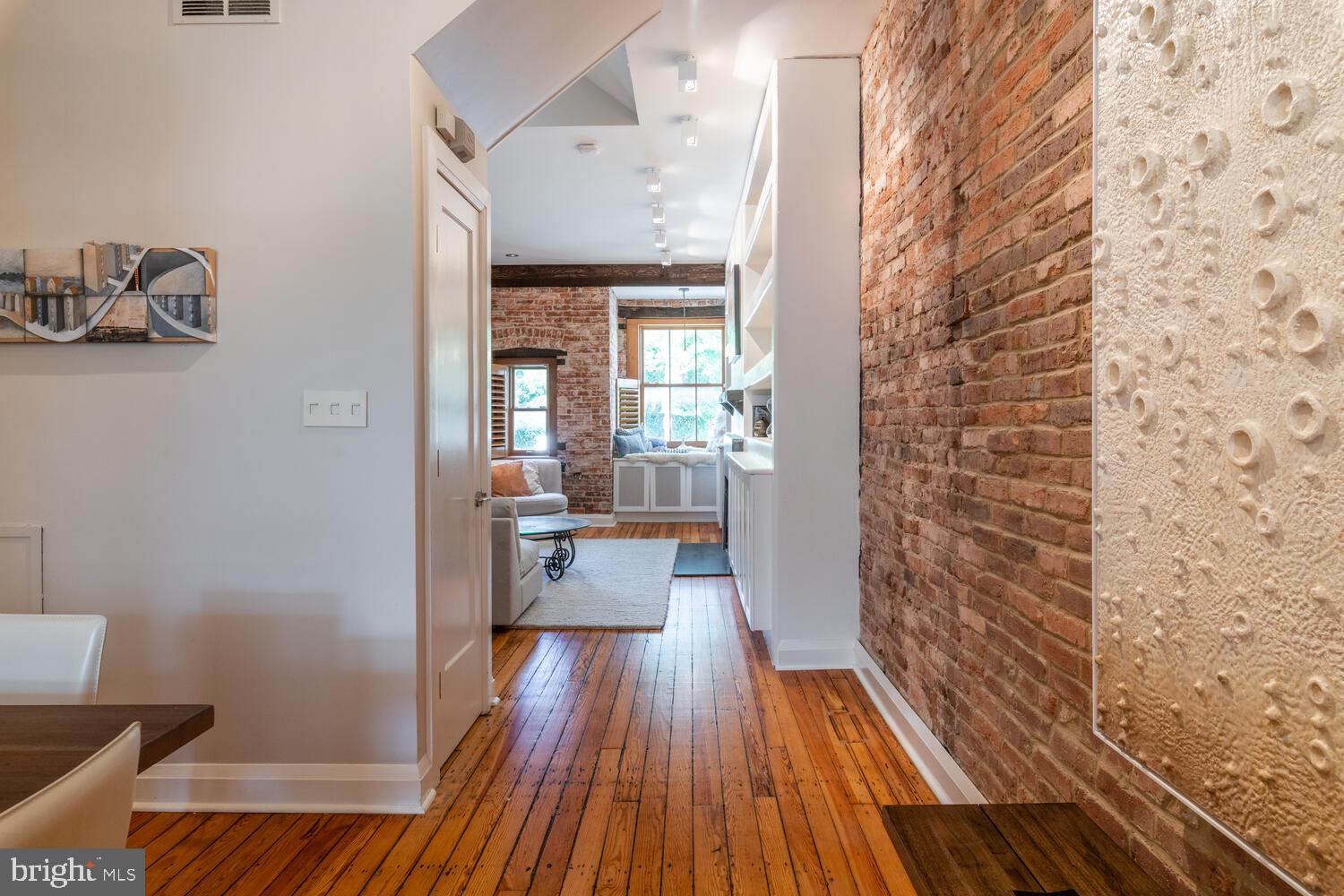 1245 Independence Avenue Southeast Washington, DC 20003 - Photo 10 of 41