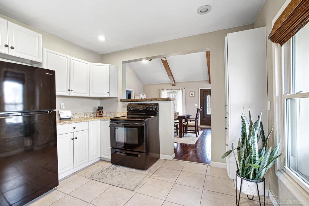 655 North Doran Road Imlay City, MI 48444 - Photo 14 of 23