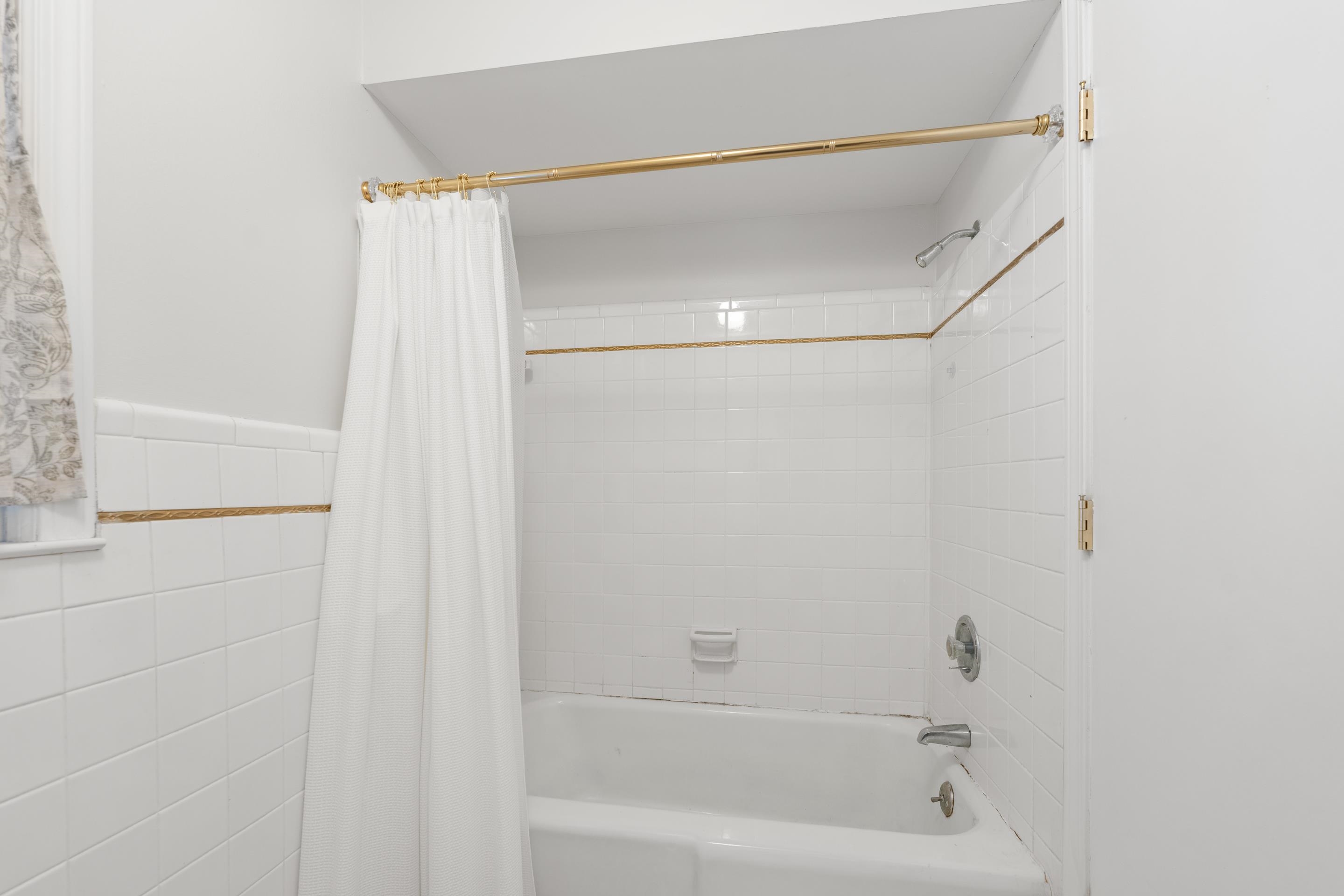 5330 Walnut Grove Road Memphis, TN 38120 - Photo 15 of 31 Gallery Image 15