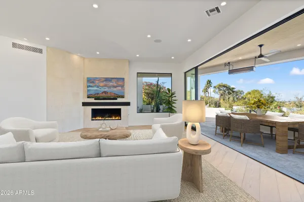 $5,350,000 | 5724 North Echo Canyon Drive, Phoenix, AZ 85018