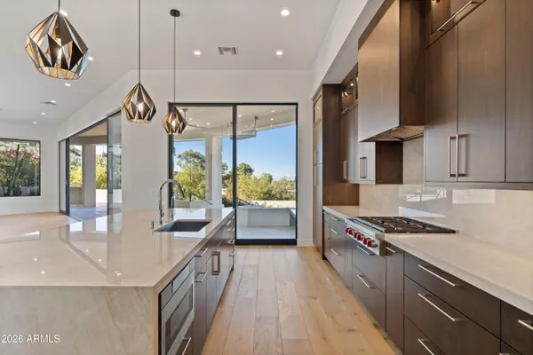 $5,350,000 | 5724 North Echo Canyon Drive, Phoenix, AZ 85018