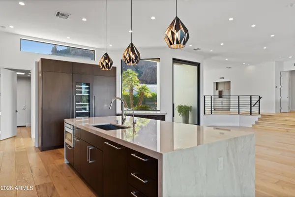 $5,350,000 | 5724 North Echo Canyon Drive, Phoenix, AZ 85018