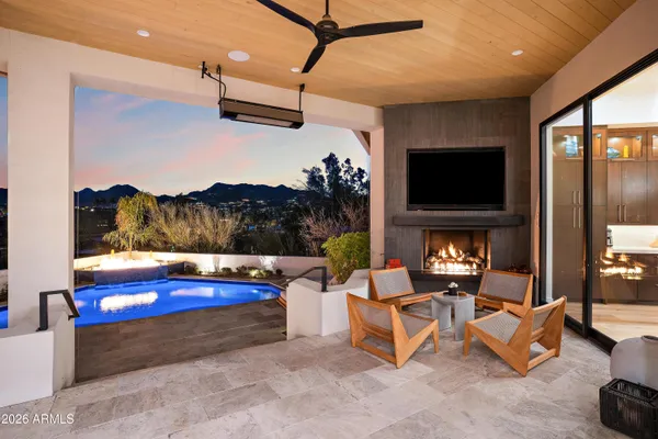 $5,350,000 | 5724 North Echo Canyon Drive, Phoenix, AZ 85018