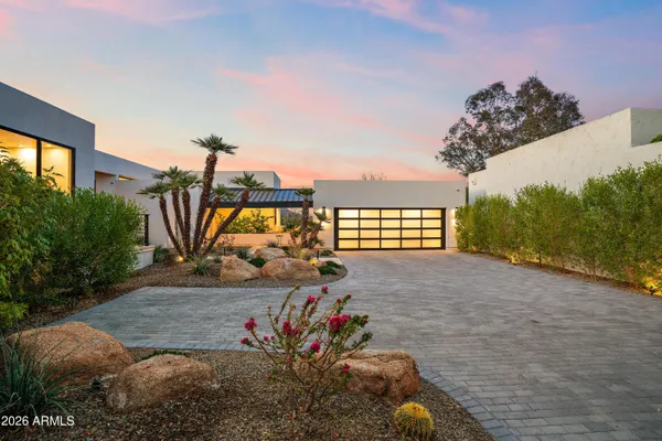$5,350,000 | 5724 North Echo Canyon Drive, Phoenix, AZ 85018