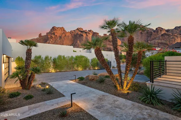 $5,350,000 | 5724 North Echo Canyon Drive, Phoenix, AZ 85018