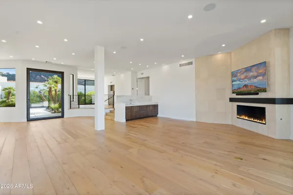 $5,350,000 | 5724 North Echo Canyon Drive, Phoenix, AZ 85018