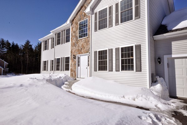 65 Frye Road Bolton, MA 01740 - Photo 2 of 28