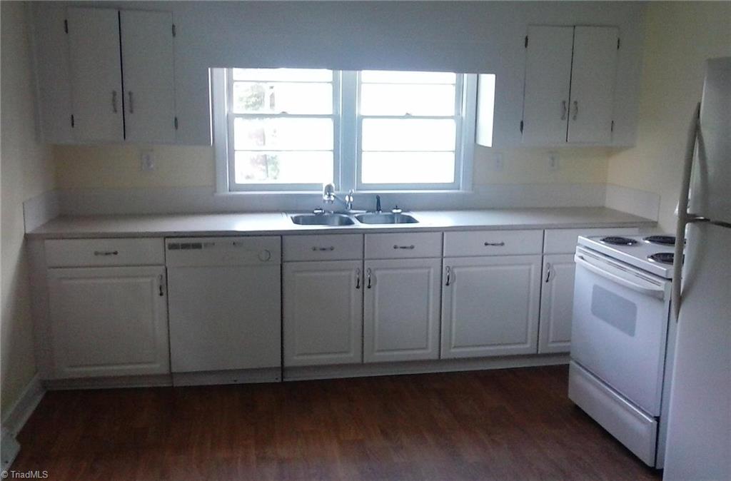 135 Sunset Drive Rural Hall, NC 27045 - Photo 4 of 7 Gallery Image 4