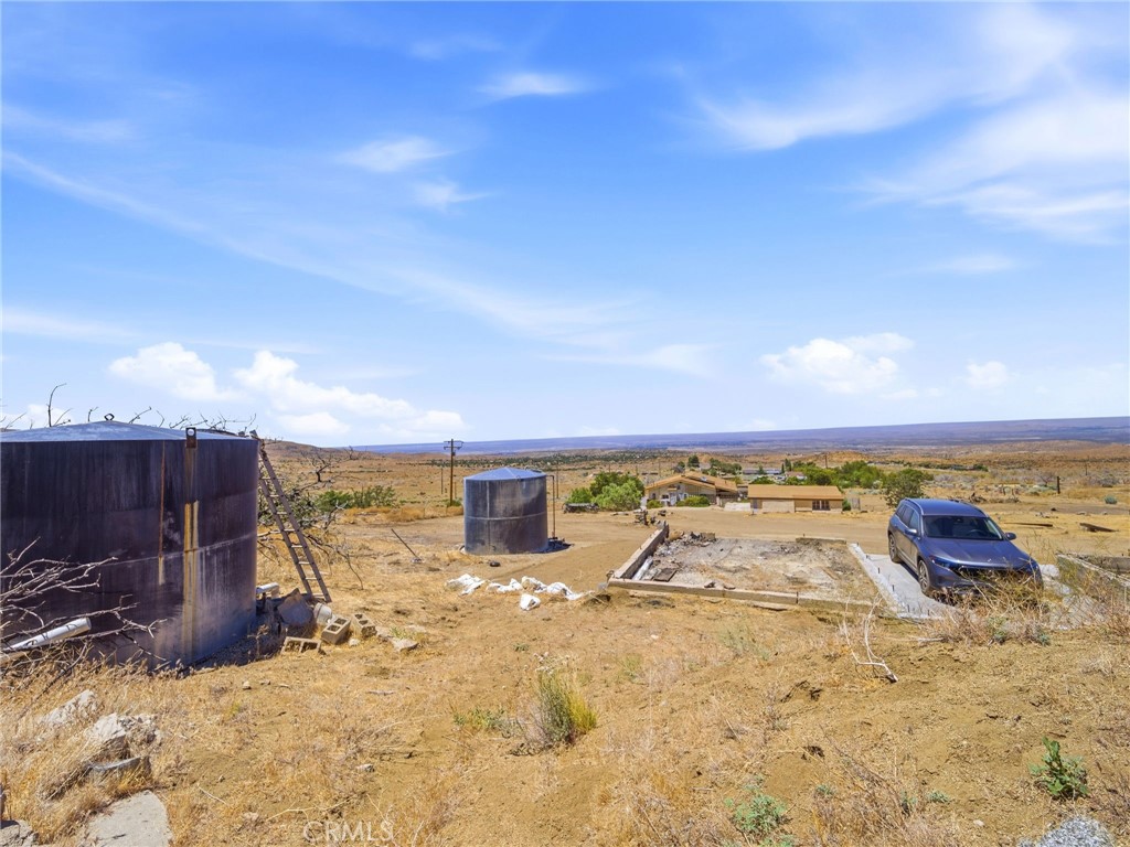 29935 Maypath Road Juniper Hills, CA 93543 - Photo 43 of 65