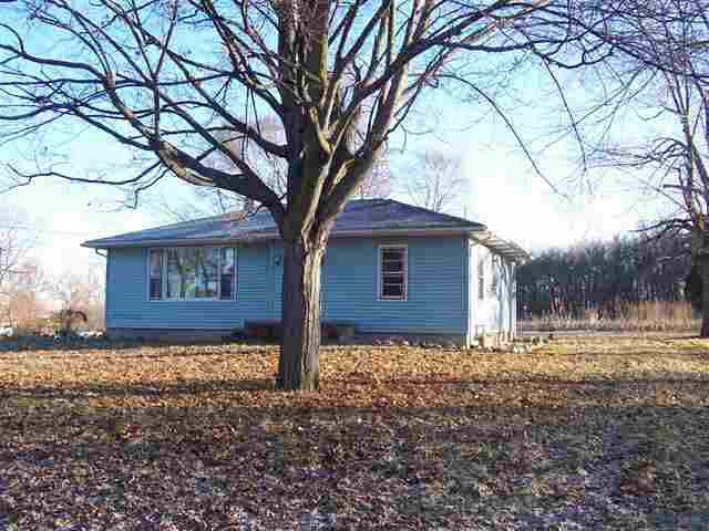 285 Spring Beach Road Rome City, IN 46784 - Photo 2 of 22
