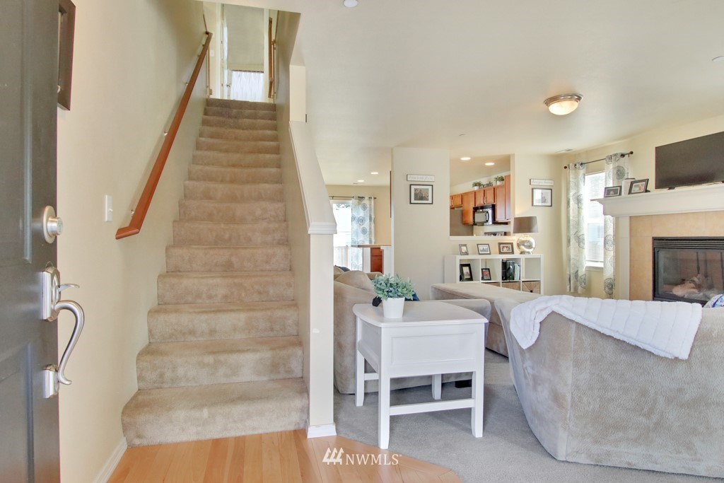 1359 Foreman Road DuPont, WA 98327 - Photo 3 of 24