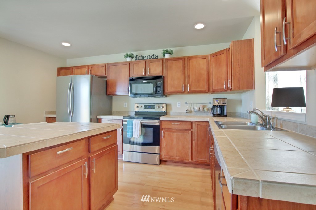 1359 Foreman Road DuPont, WA 98327 - Photo 7 of 24