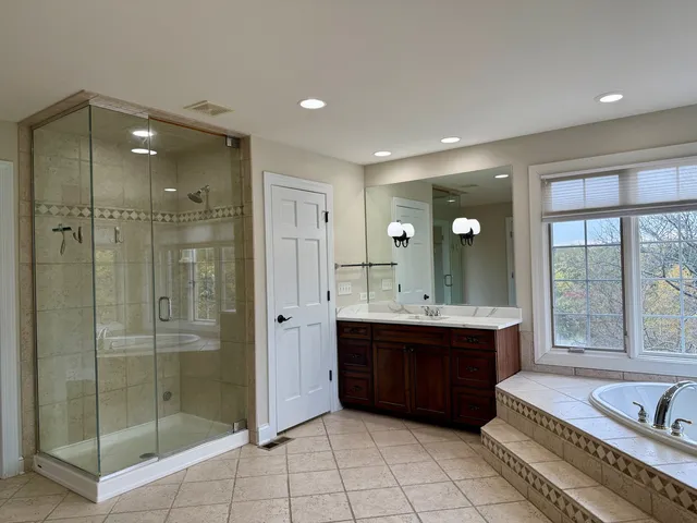 $1,299,000 | 22206 North Prairie Lane, Kildeer, IL 60047