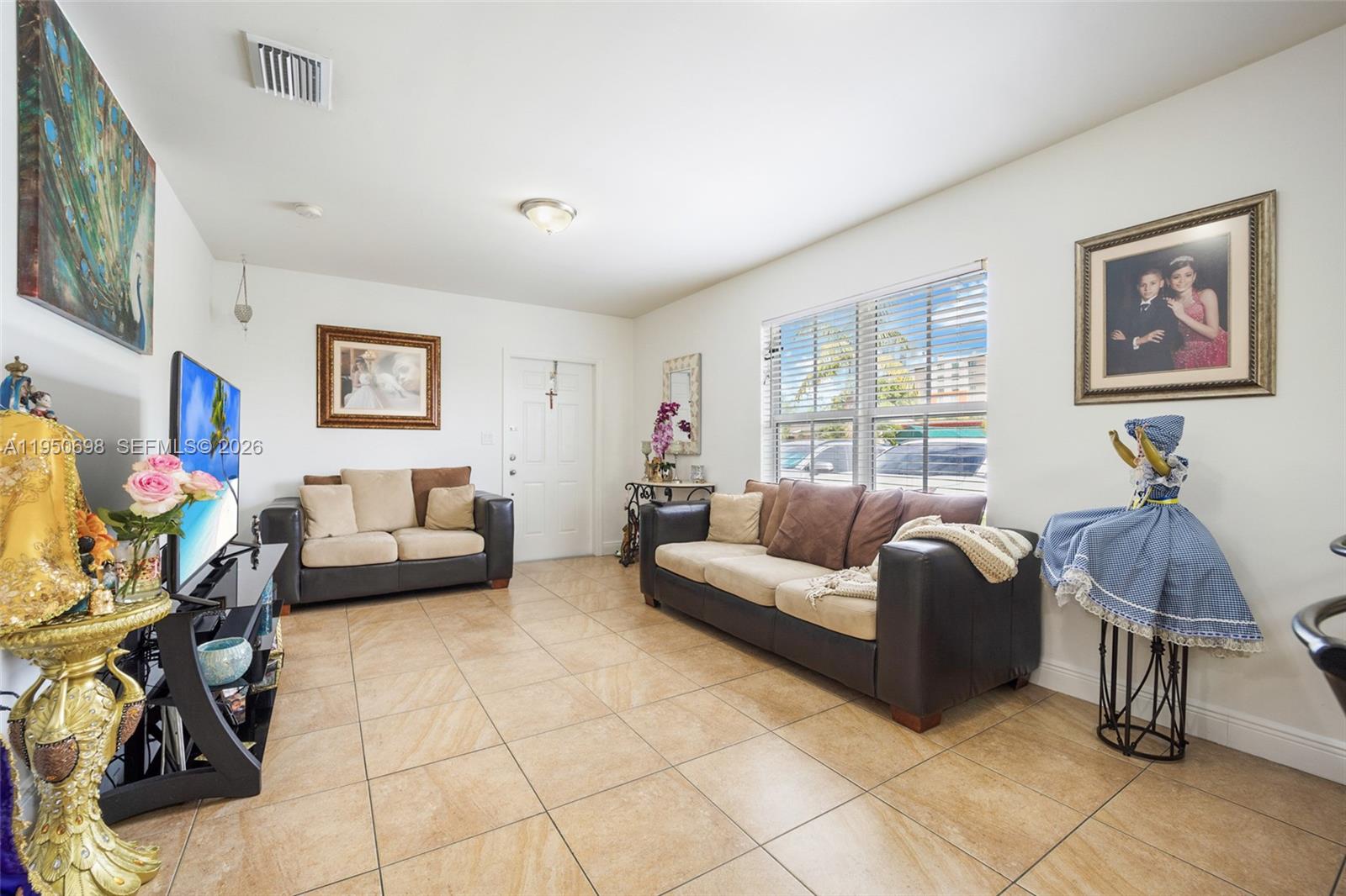 2930 Southwest 11th Street Miami, FL 33135 - Photo 4 of 17