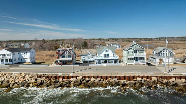 $1,365,000 | 403 Webhannet Drive, Wells, ME 04090