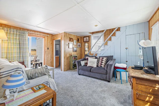 $1,365,000 | 403 Webhannet Drive, Wells, ME 04090