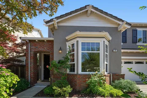 $1,295,000 | 20 Ashland Drive, Novato, CA 94949