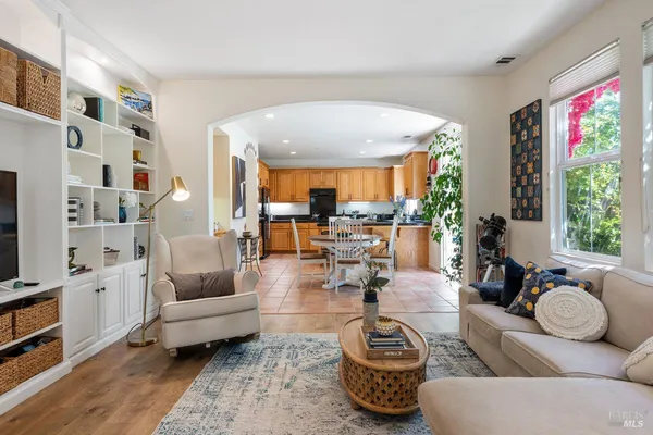 $1,295,000 | 20 Ashland Drive, Novato, CA 94949