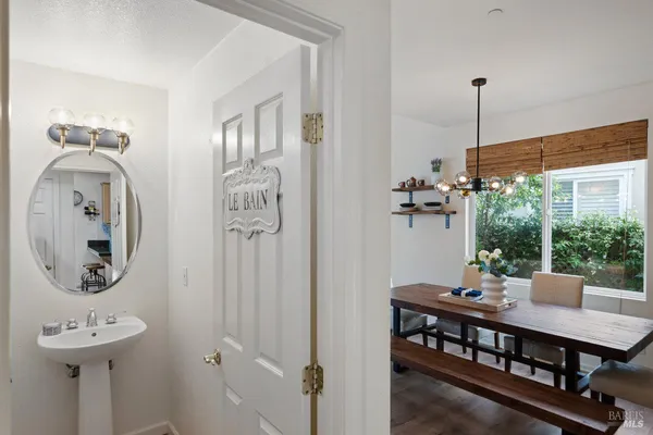 $1,295,000 | 20 Ashland Drive, Novato, CA 94949