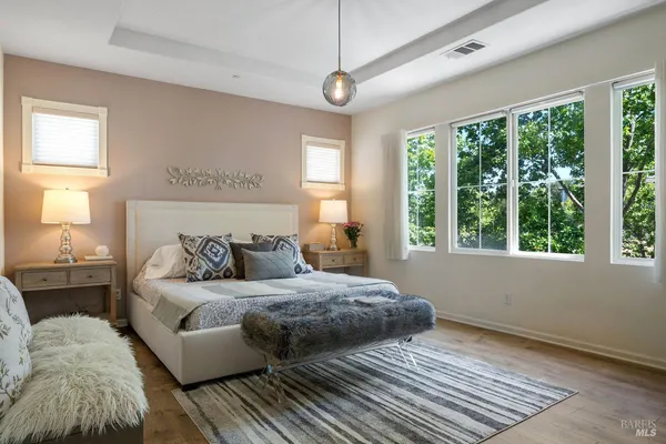 $1,295,000 | 20 Ashland Drive, Novato, CA 94949