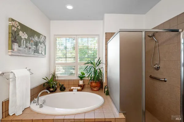 $1,295,000 | 20 Ashland Drive, Novato, CA 94949