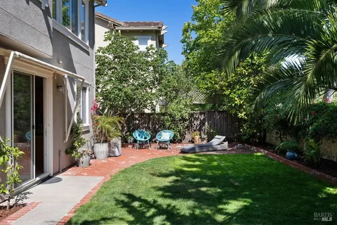 $1,295,000 | 20 Ashland Drive, Novato, CA 94949