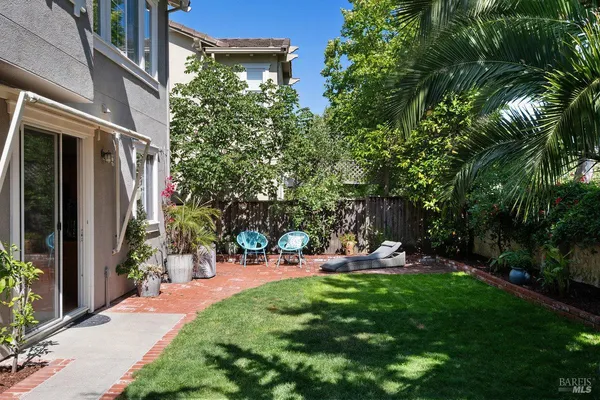 $1,295,000 | 20 Ashland Drive, Novato, CA 94949