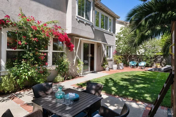 $1,295,000 | 20 Ashland Drive, Novato, CA 94949