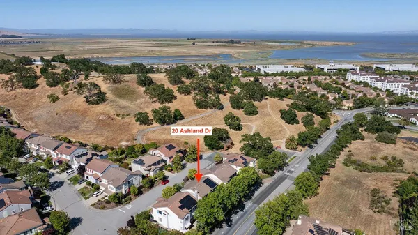 $1,295,000 | 20 Ashland Drive, Novato, CA 94949