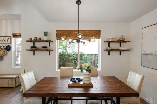 $1,295,000 | 20 Ashland Drive, Novato, CA 94949