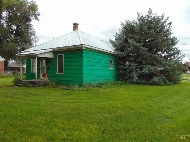 $160,000 | 233 Glenn Street South, Vale, OR 97918