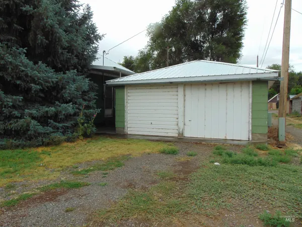 $160,000 | 233 Glenn Street South, Vale, OR 97918