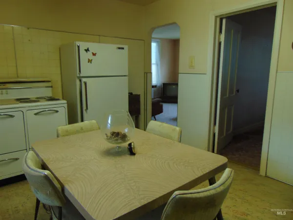 $160,000 | 233 Glenn Street South, Vale, OR 97918