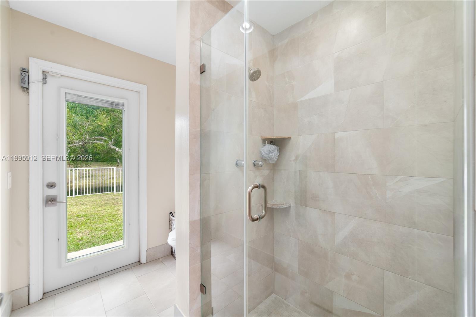 11690 Island Lakes Lane Boca Raton, FL 33498 - Photo 28 of 46