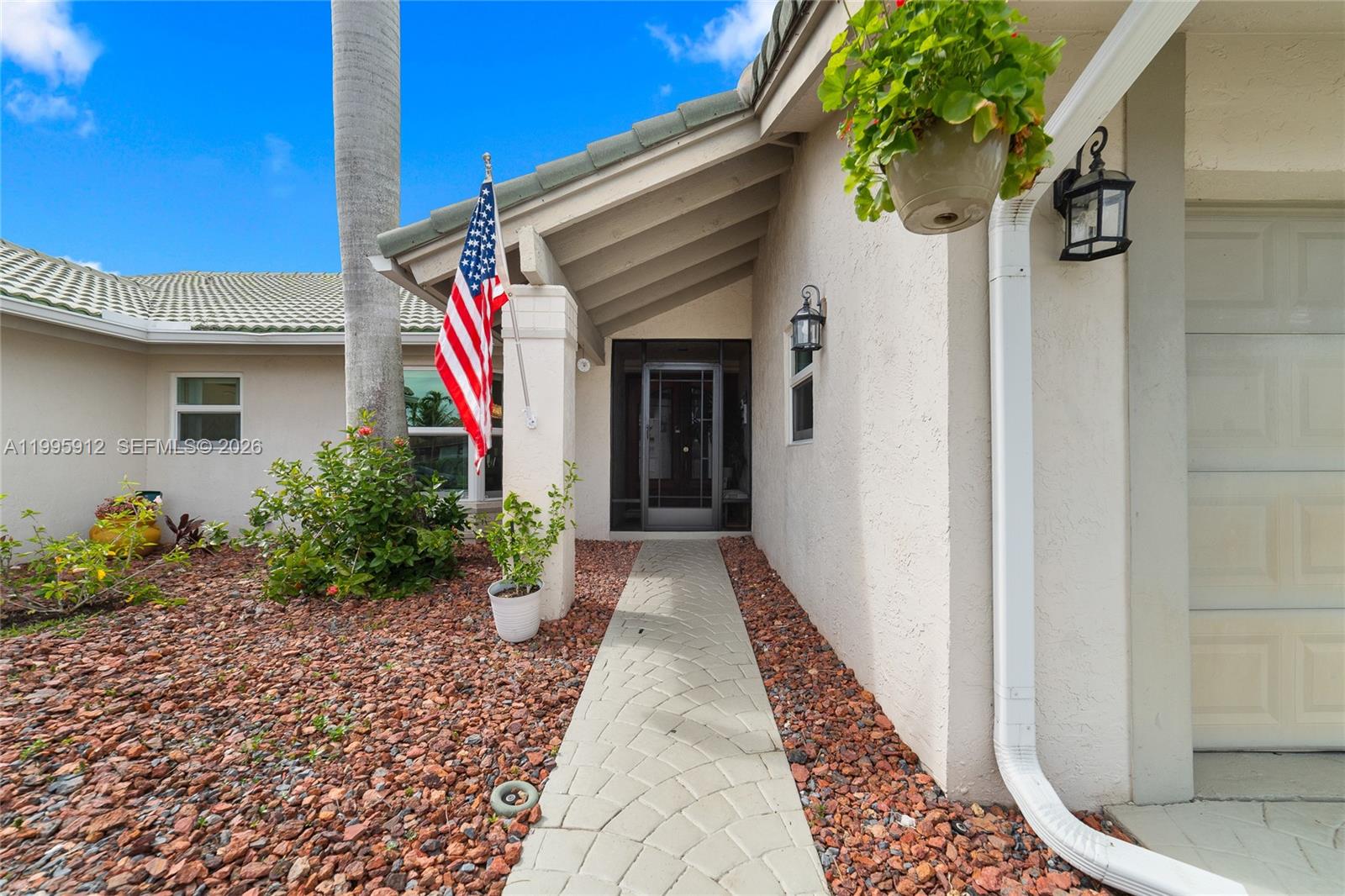 11690 Island Lakes Lane Boca Raton, FL 33498 - Photo 4 of 46