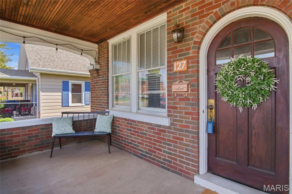 127 South Rapp Avenue Columbia, IL 62236 - Photo 2 of 48