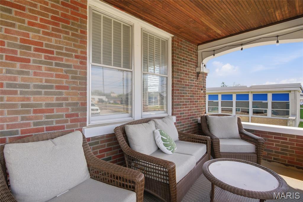 127 South Rapp Avenue Columbia, IL 62236 - Photo 3 of 48