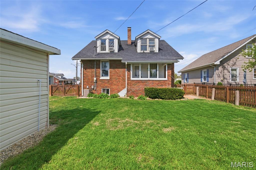 127 South Rapp Avenue Columbia, IL 62236 - Photo 40 of 48