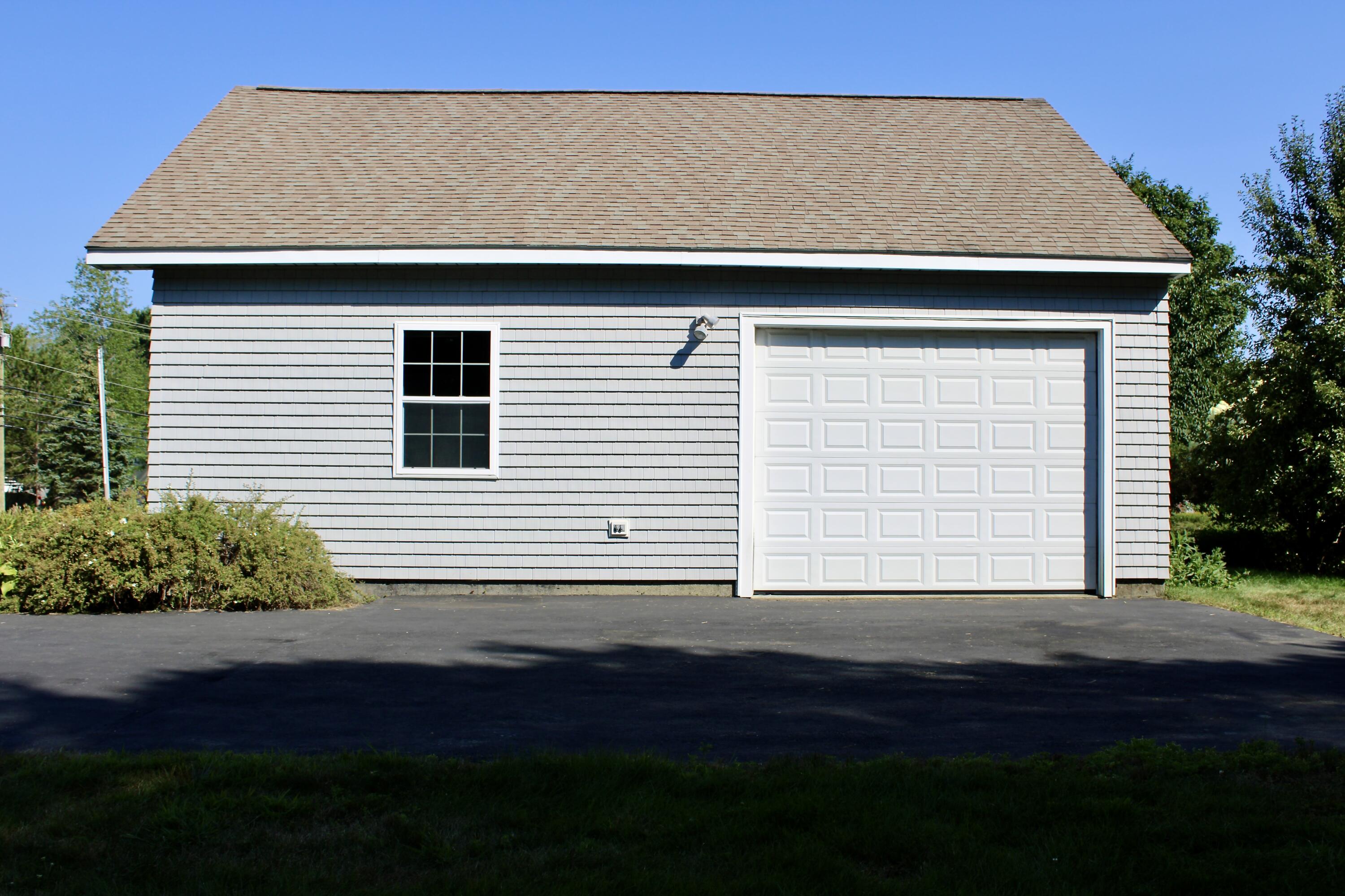 25 Powell Road Cumberland, ME 04110 - Photo 46 of 71 IMG_4235