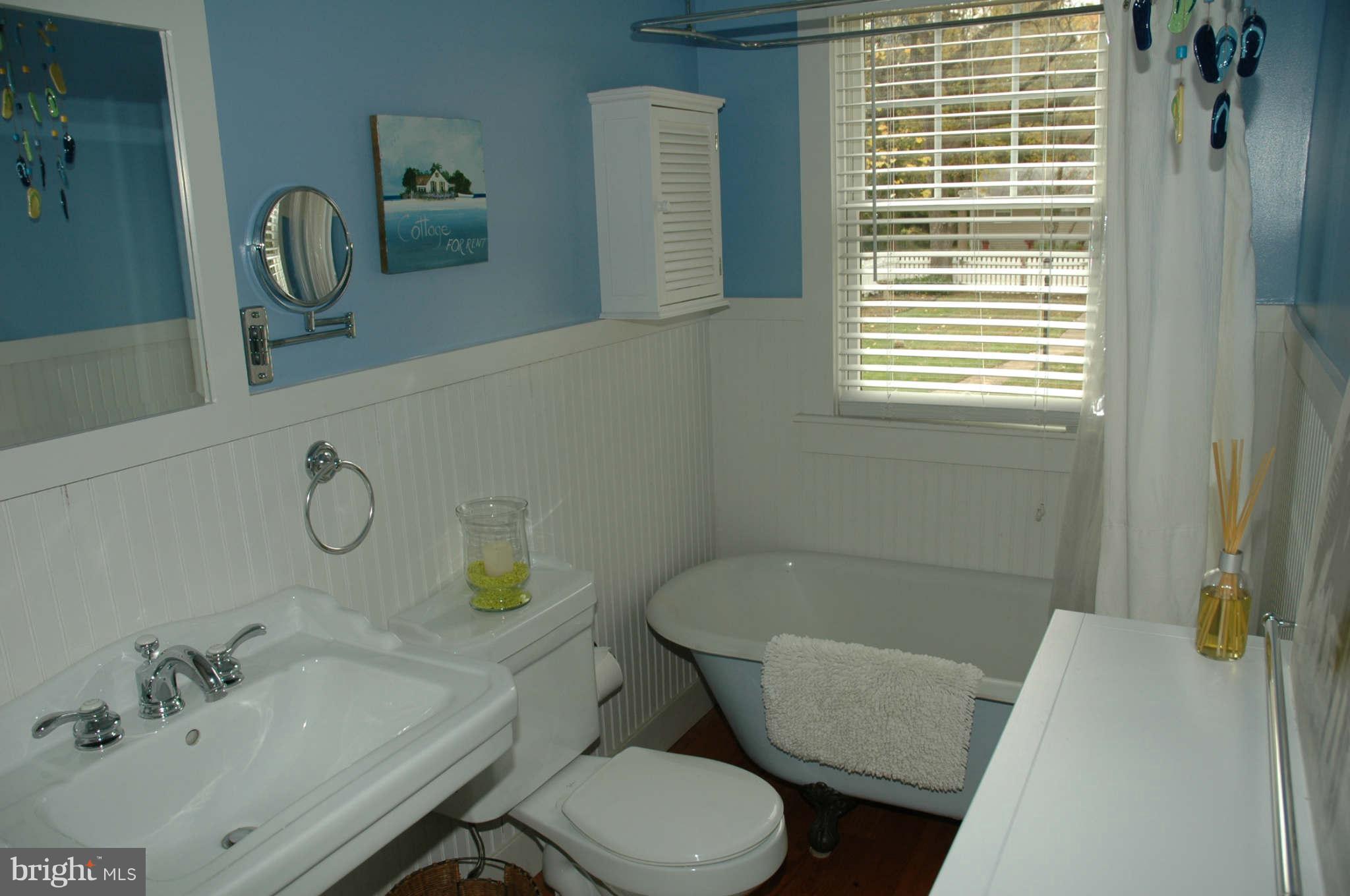 812 Riverside Drive Arnold, MD 21012 - Photo 14 of 30 Bath #1 additional view