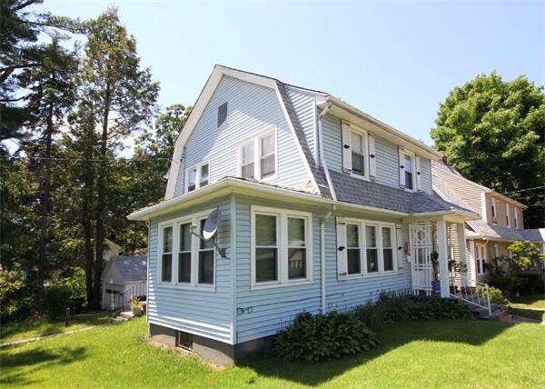 28 Preston Street Springfield, MA 01109 - Photo 3 of 16