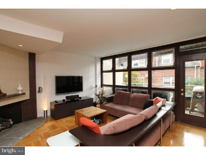 1728 Addison Street Philadelphia, PA 19146 - Photo 1 of 25 Living Room