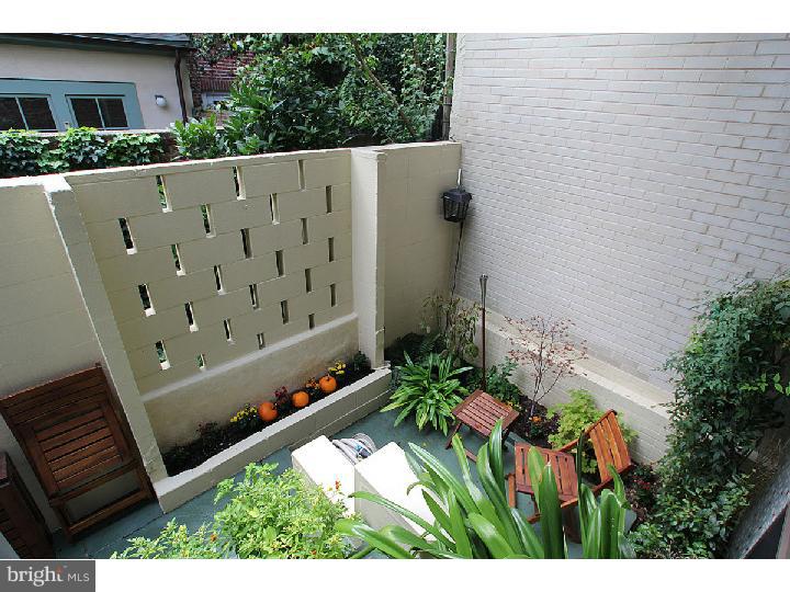 1728 Addison Street Philadelphia, PA 19146 - Photo 24 of 25 Garden