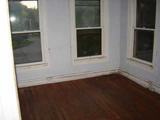 711 Nelson Road North Columbus, OH 43219 - Photo 3 of 5 Gallery Image 3